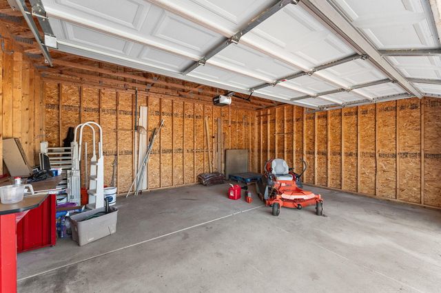 798 S 400 W, Hebron, IN 46341