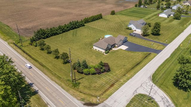 798 S 400 W, Hebron, IN 46341
