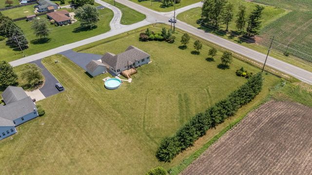 798 S 400 W, Hebron, IN 46341