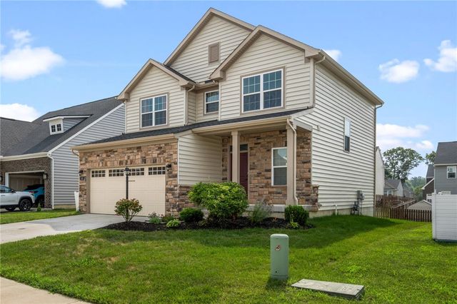 169 Cresting Road, Fairborn, OH 45324