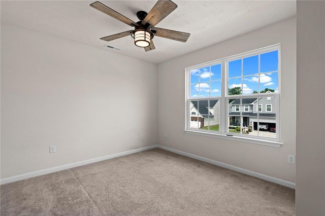 169 Cresting Road, Fairborn, OH 45324