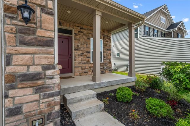 169 Cresting Road, Fairborn, OH 45324