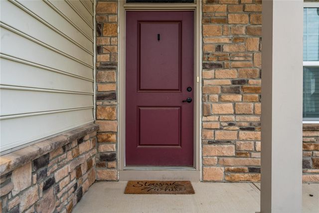 169 Cresting Road, Fairborn, OH 45324