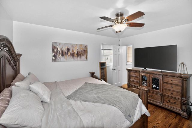 8810 W Petersik STREET, Milwaukee, WI 53224