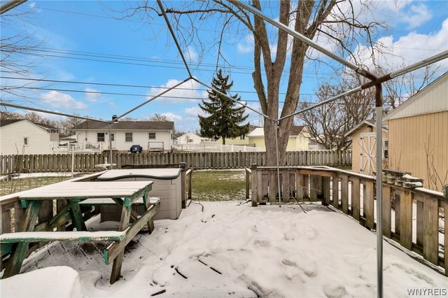 108 Follette Lane, Tonawanda, NY 14150