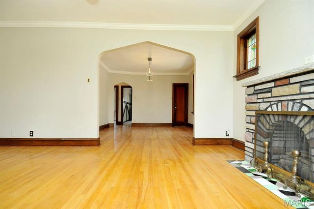 6739 Oleatha Avenue, St Louis, MO 63139