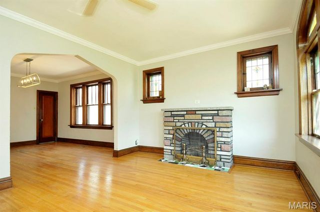 6739 Oleatha Avenue, St Louis, MO 63139