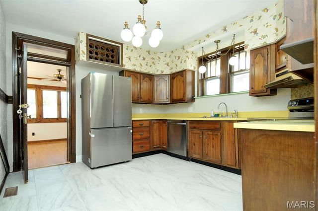 6739 Oleatha Avenue, St Louis, MO 63139