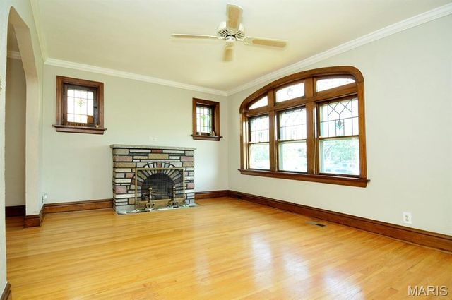6739 Oleatha Avenue, St Louis, MO 63139