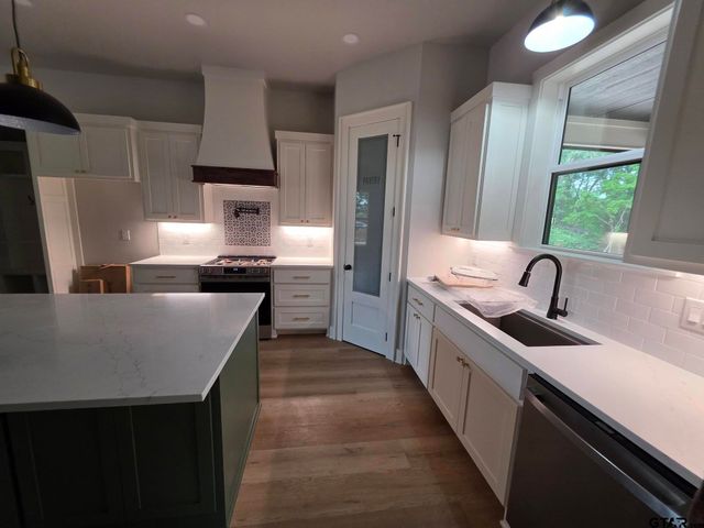 435 PR 6305, Mineola, TX 75773