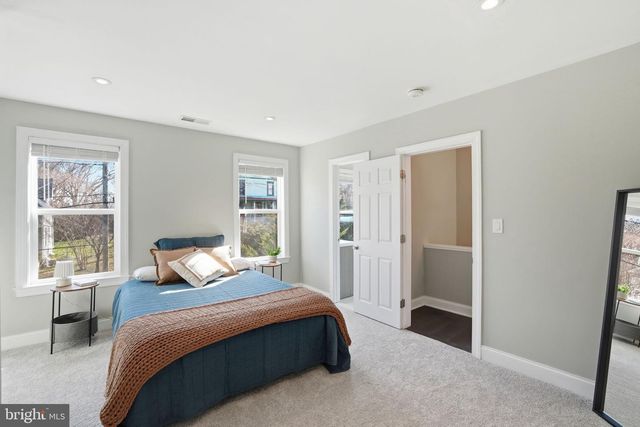 4222 34TH ST, Mount Rainier, MD 20712