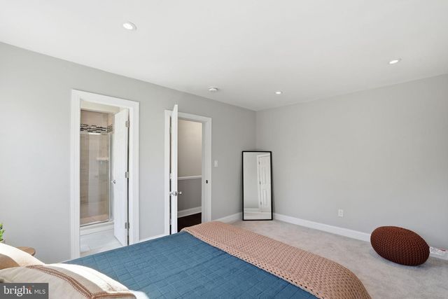 4222 34TH ST, Mount Rainier, MD 20712