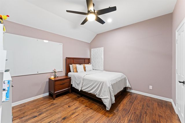 506 Moorgate Court, Grand Prairie, TX 75052