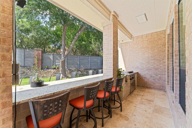 506 Moorgate Court, Grand Prairie, TX 75052