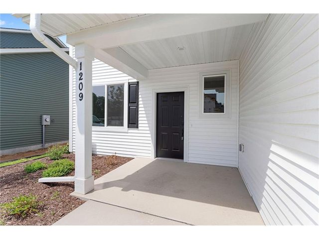 1209 Marlene Avenue, River Falls, WI 54022