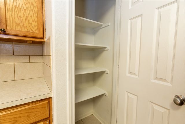 212 Oak Ridge Drive, Nolanville, TX 76559