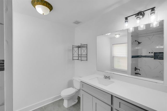 6243 Settlers Lake Circle W, Katy, TX 77449