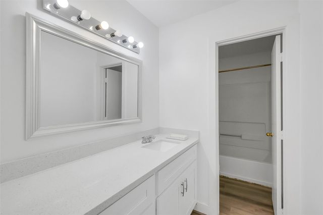 6243 Settlers Lake Circle W, Katy, TX 77449