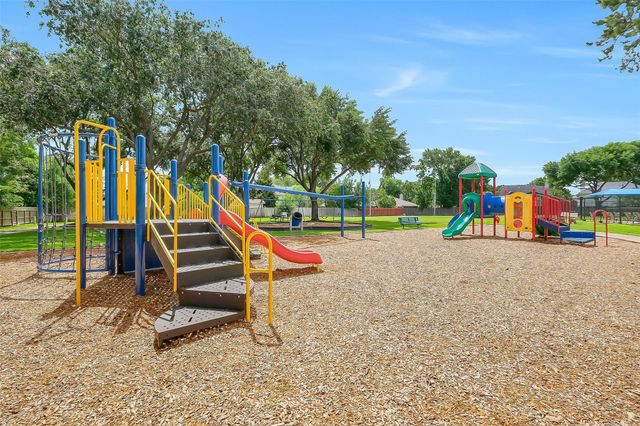 6243 Settlers Lake Circle W, Katy, TX 77449