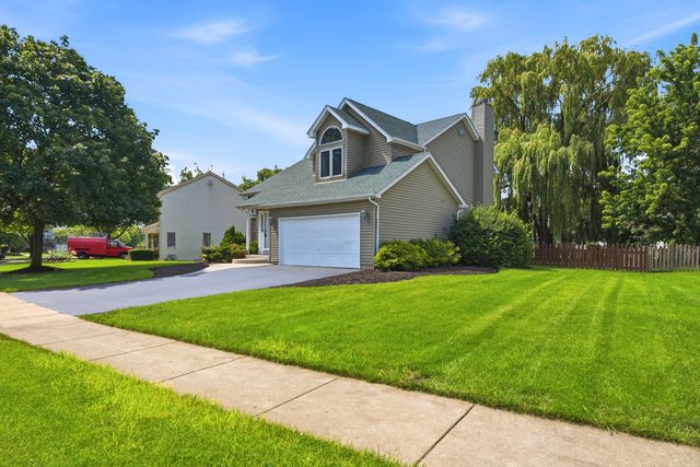 1560 Colorado Avenue, Aurora, IL 60506