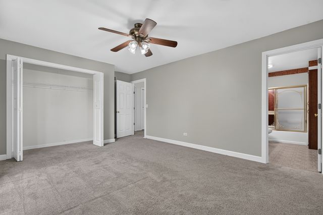 1560 Colorado Avenue, Aurora, IL 60506