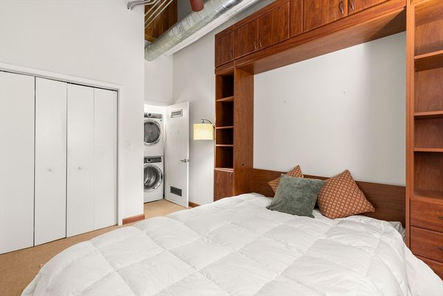 130 John Street 303, Lowell, MA 01852