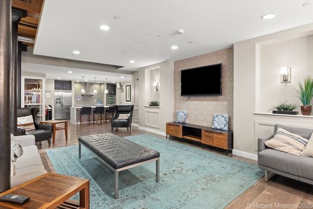 130 John Street 303, Lowell, MA 01852