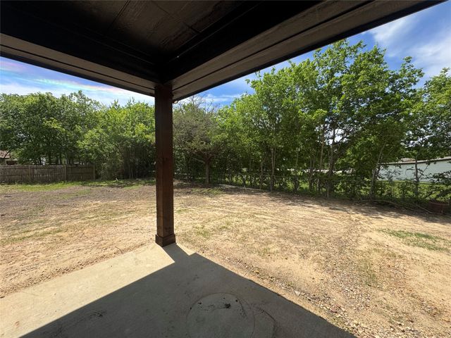 205 W Elm Street, Alvarado, TX 76009