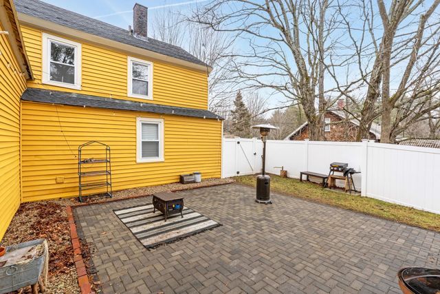 1 Beane Island Road, Candia, NH 03034