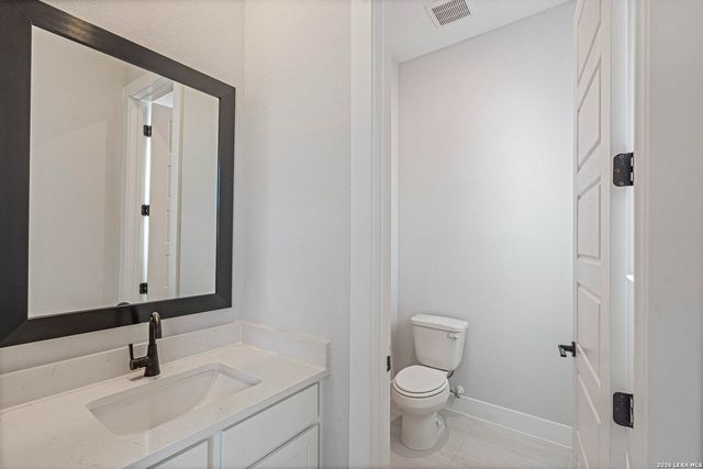 256 Lawrence Drive, Castroville, TX 78009