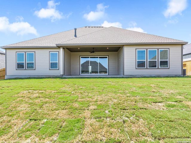 256 Lawrence Drive, Castroville, TX 78009