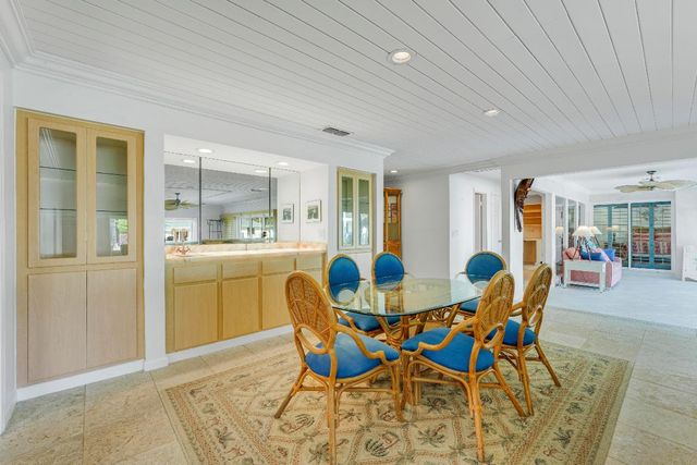 1080 Fairview Lane, Singer Island, FL 33404