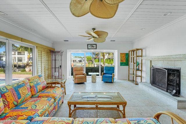 1080 Fairview Lane, Singer Island, FL 33404