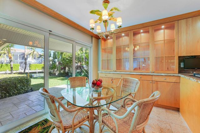 1080 Fairview Lane, Singer Island, FL 33404