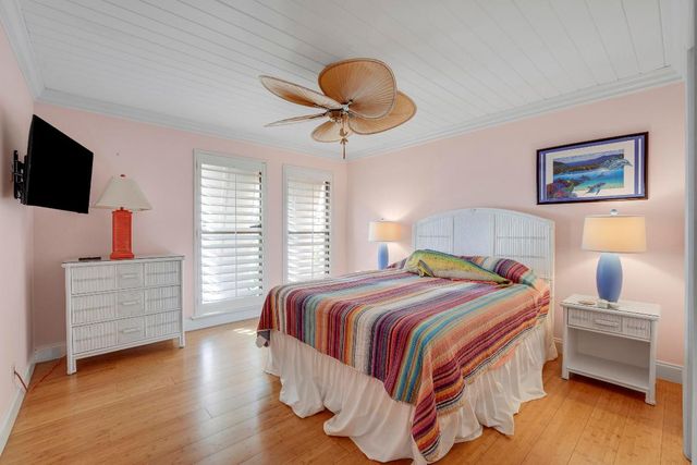 1080 Fairview Lane, Singer Island, FL 33404