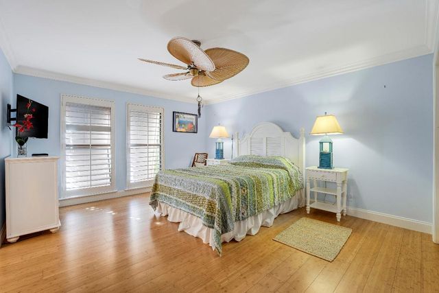 1080 Fairview Lane, Singer Island, FL 33404