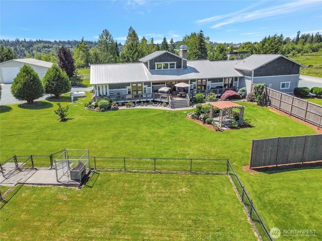 15892 Larson Lane, Mount Vernon, WA 98273