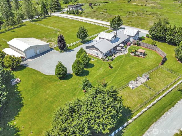 15892 Larson Lane, Mount Vernon, WA 98273