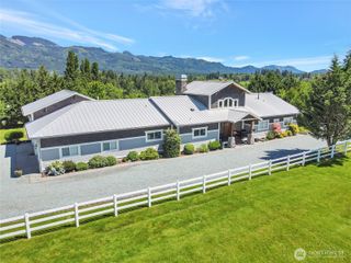 15892 Larson Lane, Mount Vernon, WA 98273