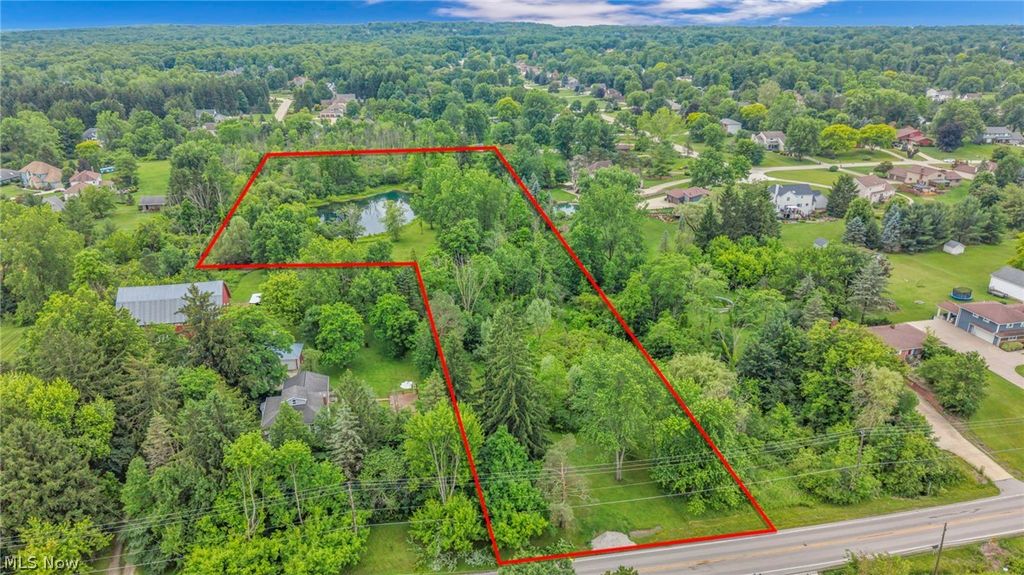 Boston Road, Hinckley, OH 44233