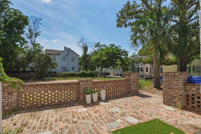 5 Trapman Street Unit 2, Charleston, SC 29401