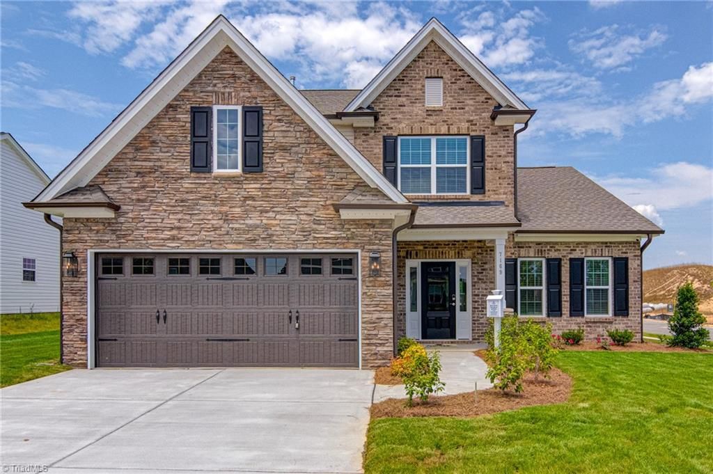 7169 Watkins Landing Drive, Kernersville, NC 27284