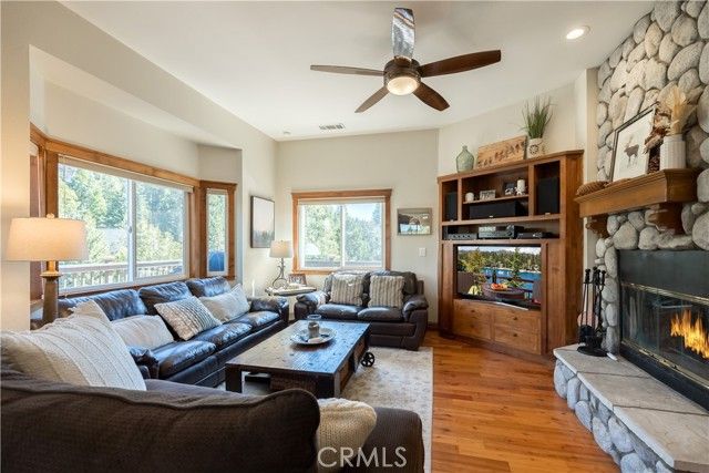 813 Brentwood Drive, Lake Arrowhead, CA 92352