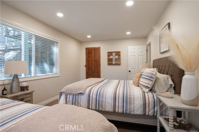 813 Brentwood Drive, Lake Arrowhead, CA 92352