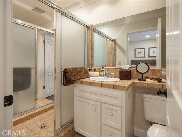 813 Brentwood Drive, Lake Arrowhead, CA 92352