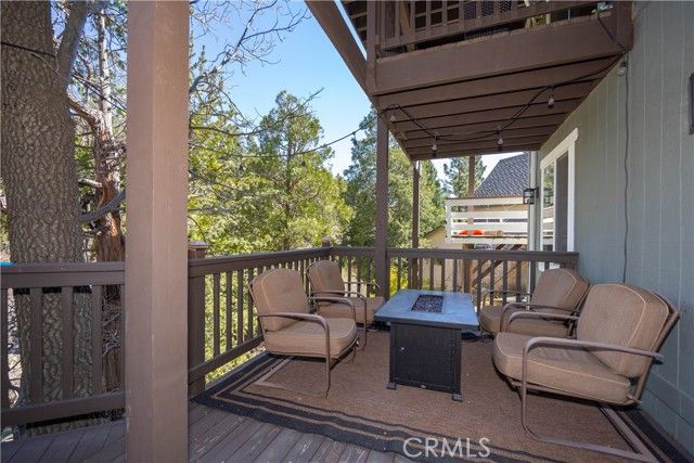 813 Brentwood Drive, Lake Arrowhead, CA 92352