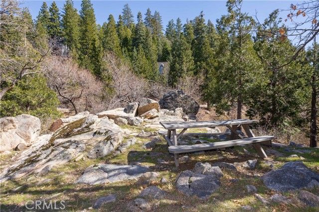 813 Brentwood Drive, Lake Arrowhead, CA 92352