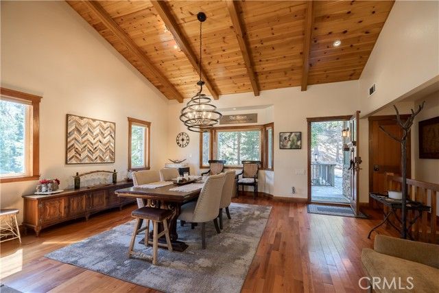 813 Brentwood Drive, Lake Arrowhead, CA 92352