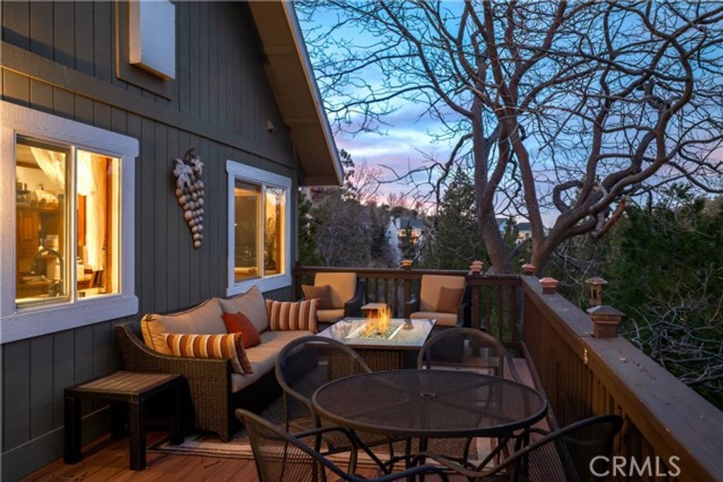 813 Brentwood Drive, Lake Arrowhead, CA 92352