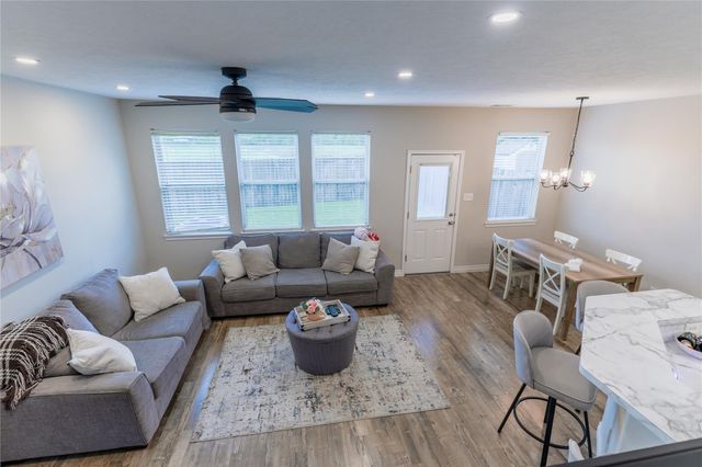 6216 Stoney Creek Drive, Pasadena, TX 77503